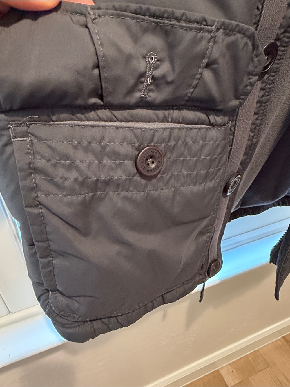 Abercrombie & Fitch Quilted Puffer Vest in Charcoal - Picture 5 of 6
